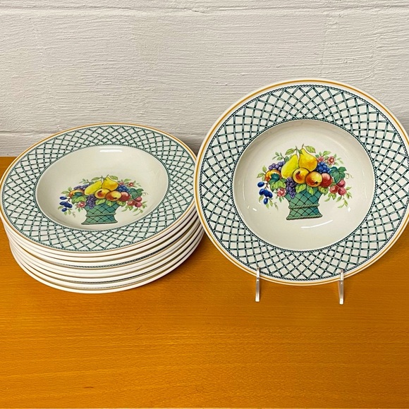 Villeroy Boch Basket design large rimmed soup/pasta dishset of